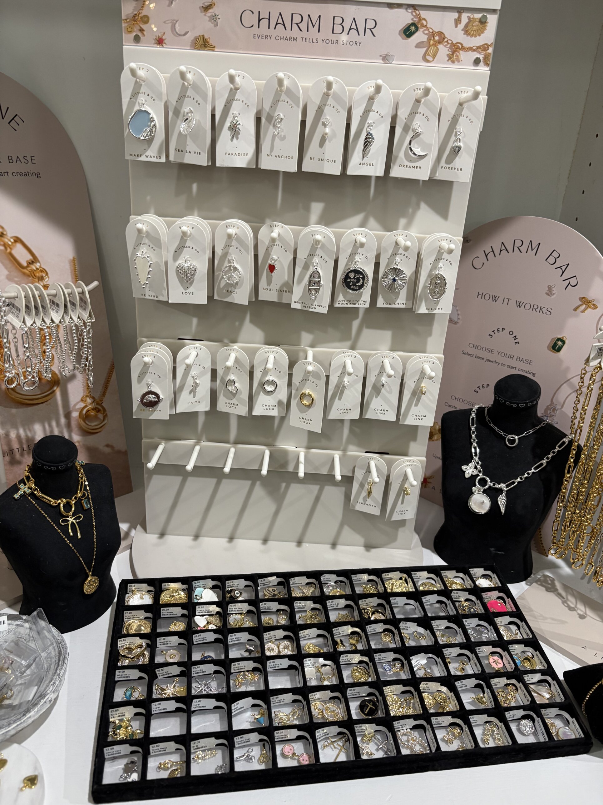 Bracelet Charm Bar